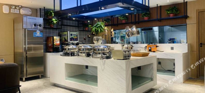 嘉怡轻居酒店(呼和浩特国际会展中心店)图片