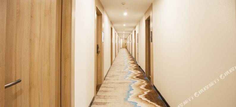 咖居酒店(南京长江大桥阅江楼店)图片