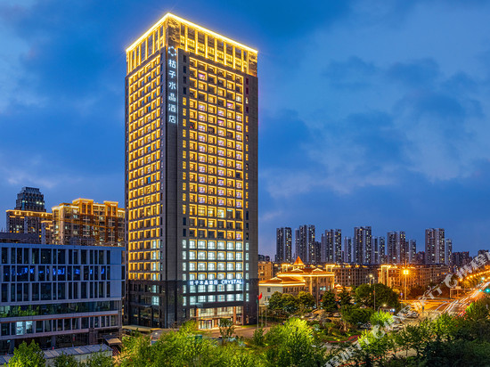 青岛金沙滩桔子水晶酒店