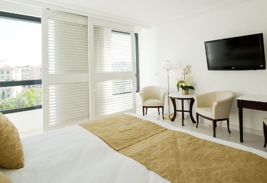 Hotel Aston la ScalaHotel Overview