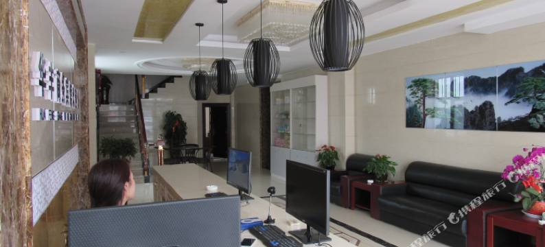 华丰商务宾馆(银川河东国际机场店)图片