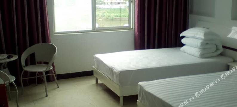 建始小西湖情缘宾馆图片