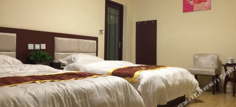 芦山友家快捷酒店图片