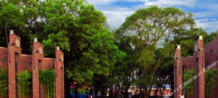 宜昌桃花岭饭店(揽胜楼)图片