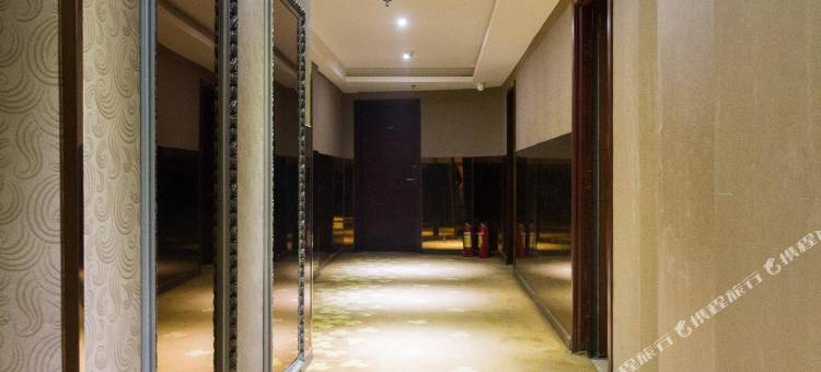 卫辉逸居宾馆(汽车总站店)图片