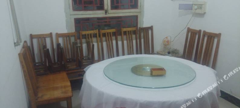 宝兴香巴拉藏寨宾馆图片