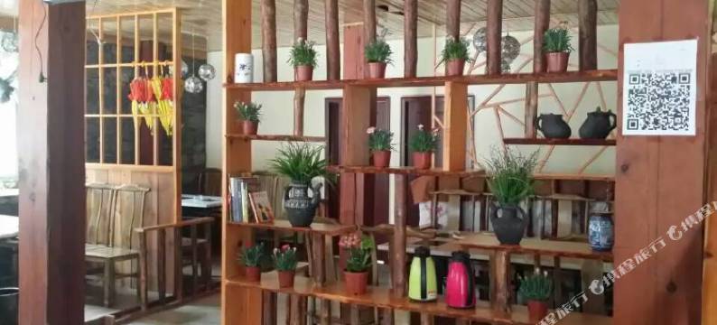 稻城甘珠客坊民俗客栈图片