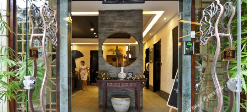 南宁回舍客栈(广西经贸学院青秀山店)图片