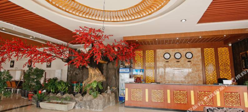 兴平华田生态酒店图片