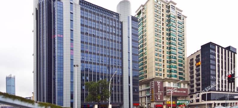 太空舱青年旅舍(福州三坊七巷店)图片