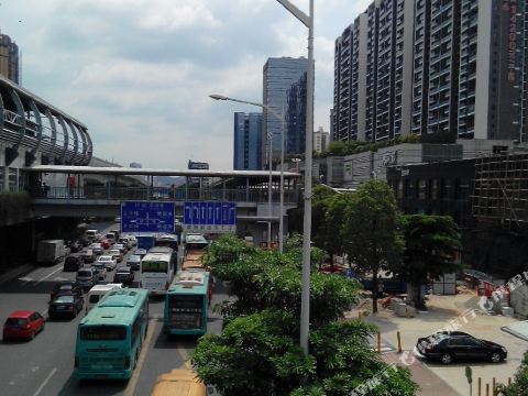 周大福(深圳龙岗摩尔城珠宝店)