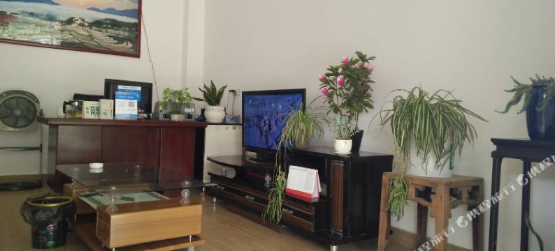 云和梯田溪边民宿图片