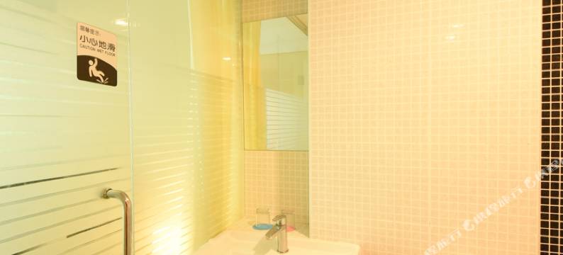 和平宾馆(深圳北站白石龙地铁站店)图片