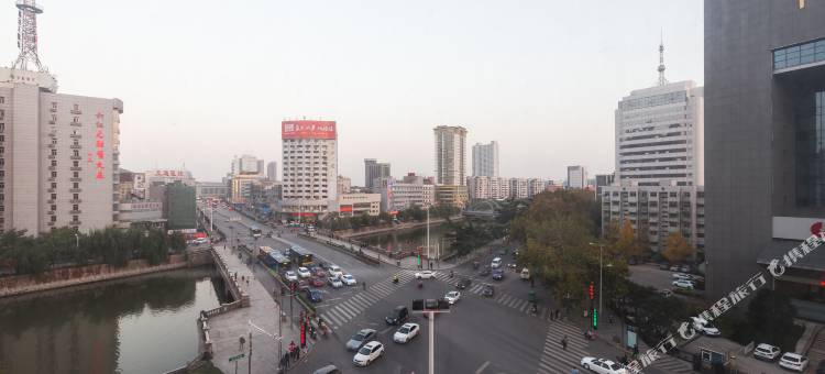 徐州绿湾假日酒店(苏宁广场火车站店)图片