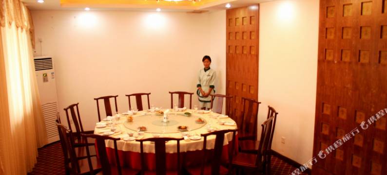 宝利风尚酒店图片