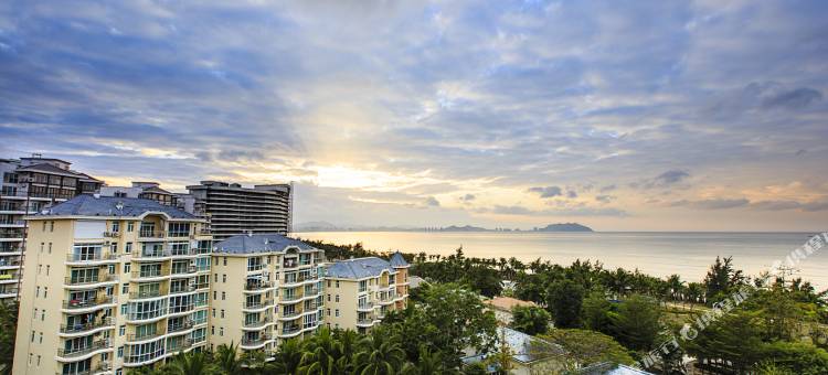 三亚蓝海椰风海景度假公寓(凤凰机场店)图片