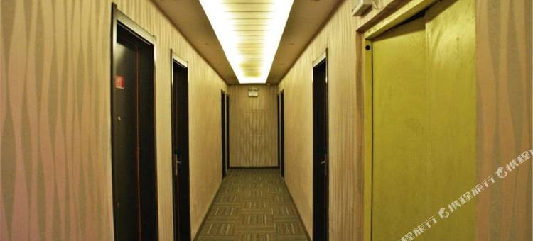 辛天都商务酒店(利辛七彩世界店)图片