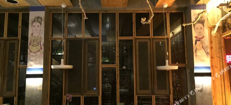 黎平肇兴青定阁图片