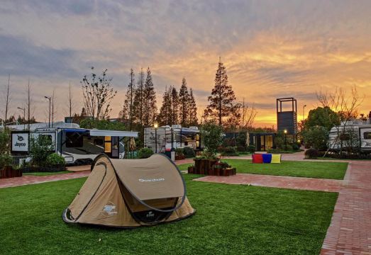 上海邻家露营地度假酒店（国际旅游度假区店）外景图