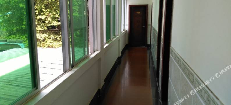 五指山秋光宾馆图片