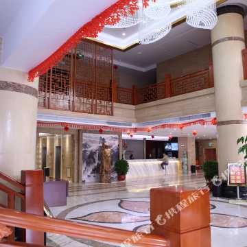 茶陵婚纱店_茶陵二中(2)