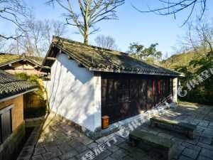 瀹潭古村住宿推荐 200m0f0000007crw978B4_C_300_225_Q50.jpg