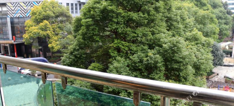 上海伊美民宿公寓(南丹东路分店)图片