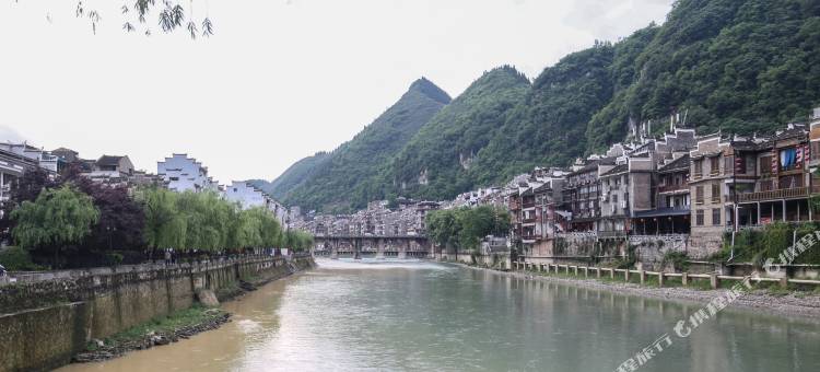 镇远十里画廊江景客栈图片