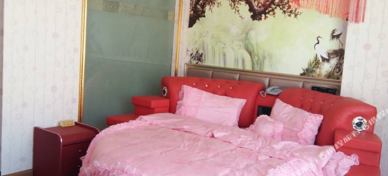 文山168主题酒店图片