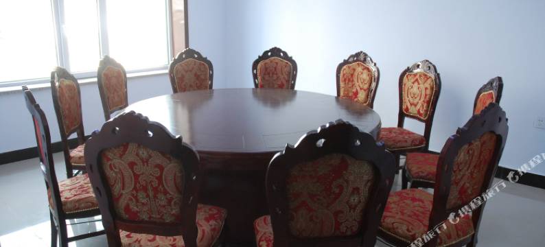 长白禾泰宾馆图片