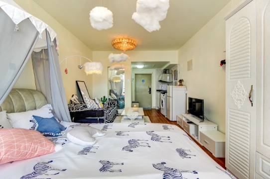 成都茉莉的美貌公寓