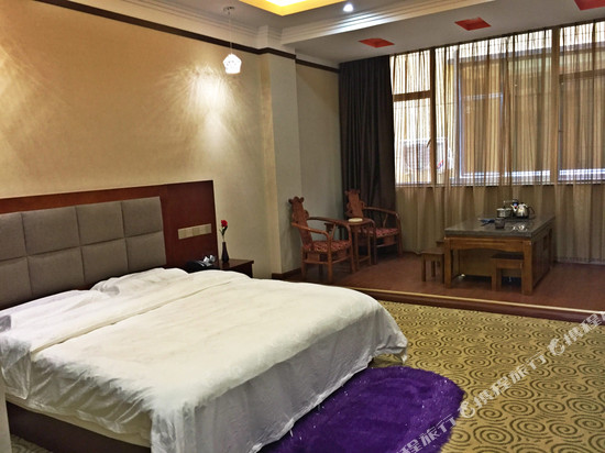 墨江八十商务酒店