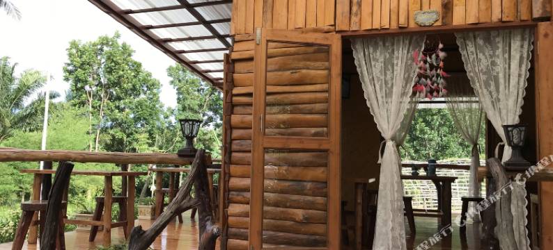 班苏安普塔恩酒店(Bansuanphutarn)图片