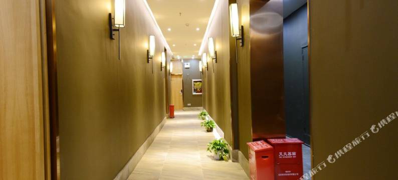 深圳口岸公寓会展中心店图片