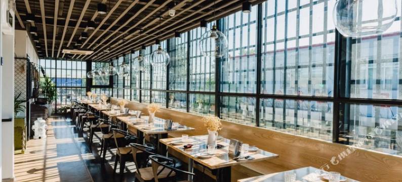北京金河湾汽车商务酒店(新国展懂车帝金港汽车公园店)图片