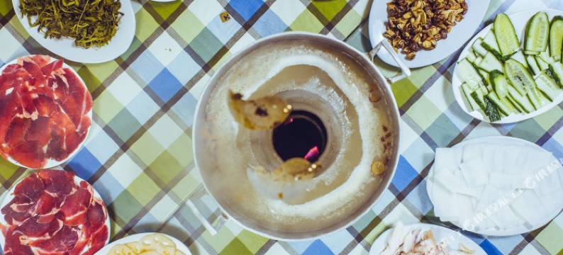 四姑娘山零丰阁客栈(长坪沟景区店)图片