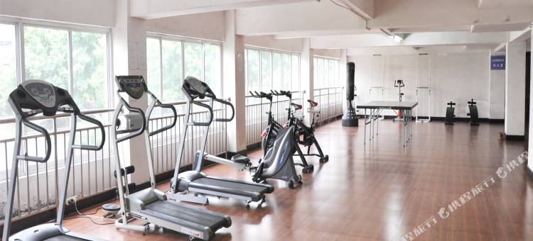 派酒店(重庆江北国际机场空港广场轻轨站店)图片