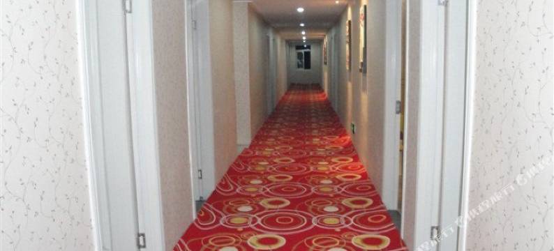 咸宁江南春天商务宾馆(湖北科技学院店)图片