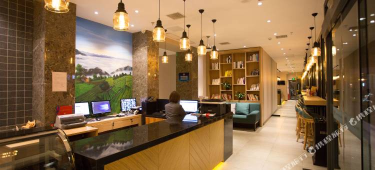 艺龙万国酒店(北京西直门交通大学店)图片