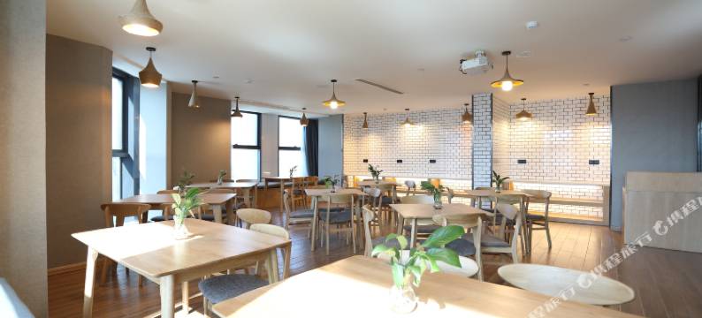 索特来文艺酒店(温州大学城店)图片