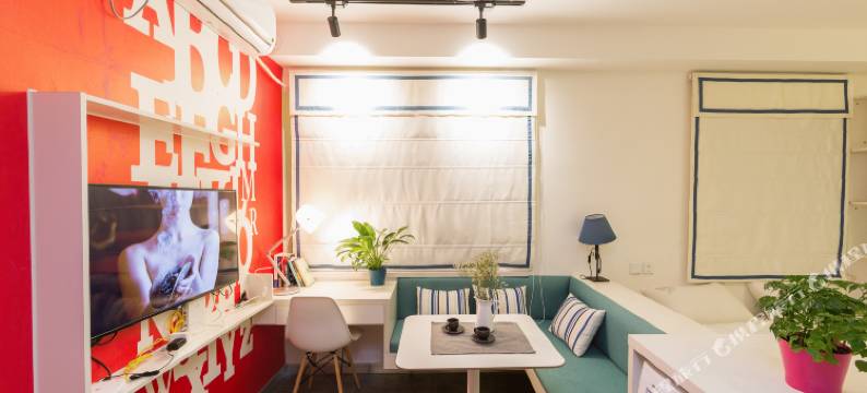 智慧熊酒店(大连火车站中山广场地铁站店)图片