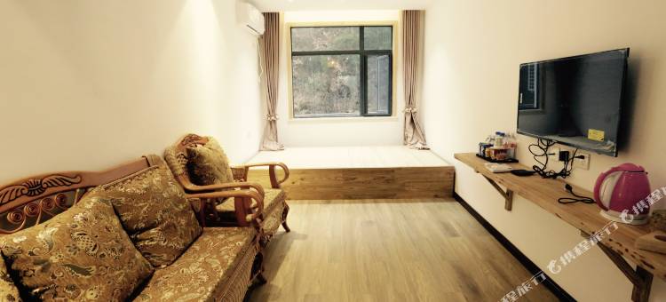 佛坪秦山别院酒店图片