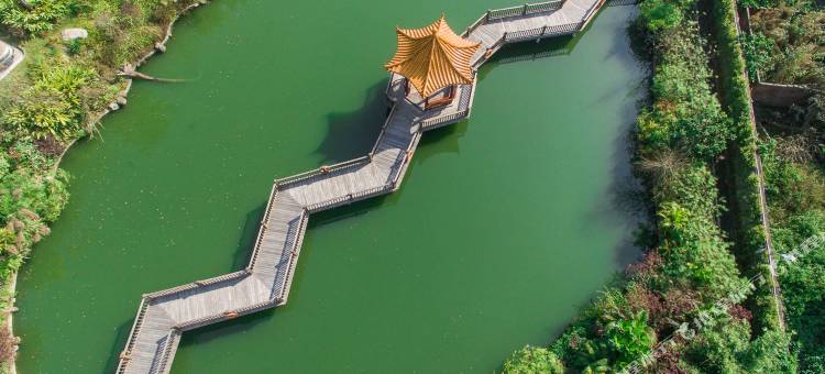 云浮新兴龙山温泉酒店图片