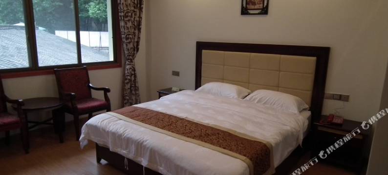 峨眉山伏虎山庄图片