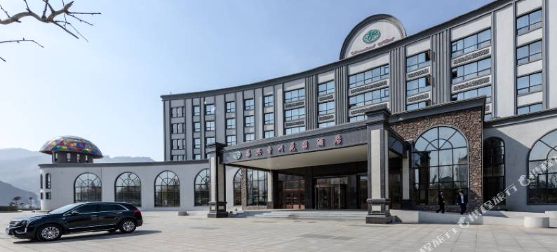 香洲花园酒店(集安鸭绿江店)图片