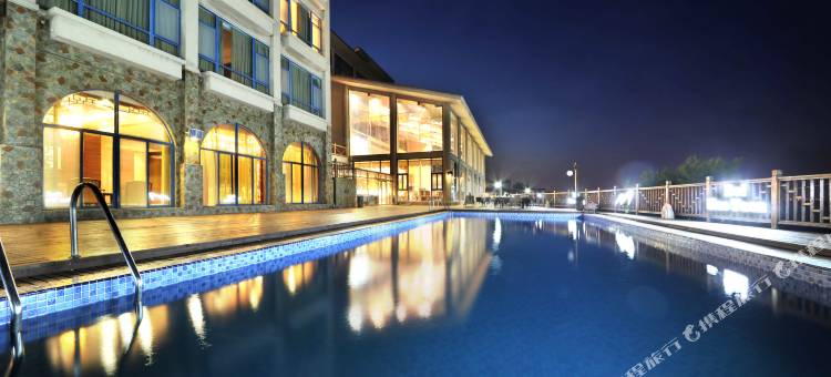 北华园观海酒店(北戴河鸽子窝碧螺塔店)图片