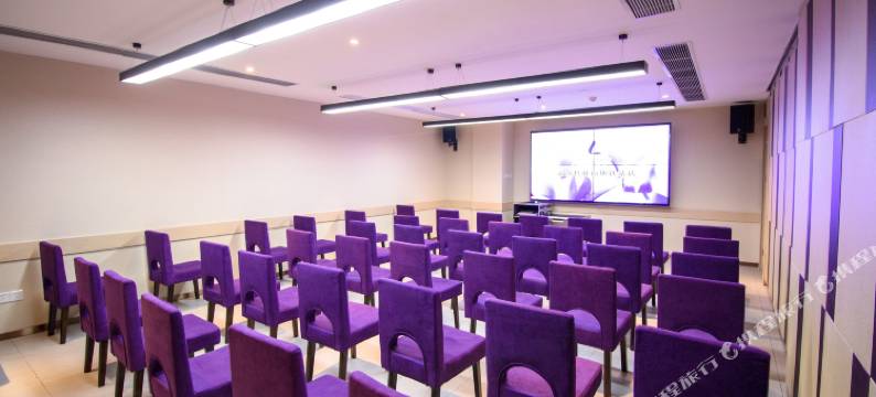 麓枫酒店(竹叶山地铁站店)图片