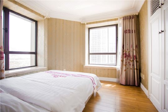 选择房间开业:2017公寓位于辽宁省大连市沙河口区星海二街38号,楼下