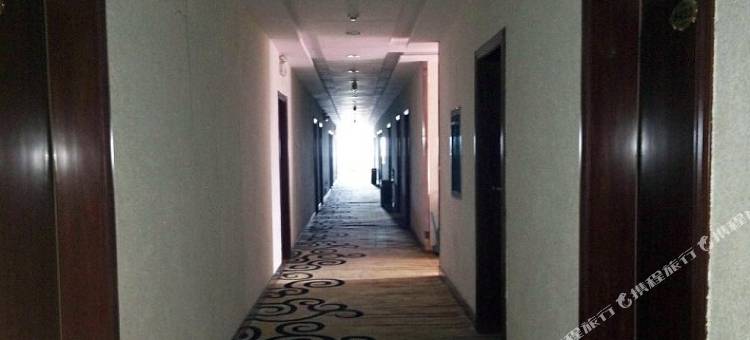 如家华驿酒店(乌拉特前旗三公广场店)图片