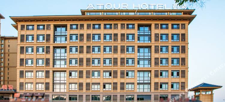 镇江火车站南徐大道亚朵酒店图片